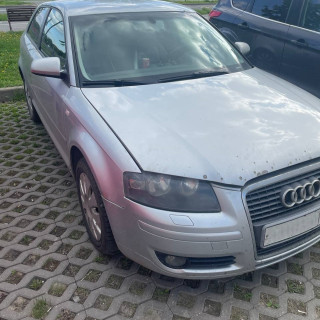 Замена аккумулятора на Audi A3 II (8P) Рестайлинг 1 2004 - 2008 2.0 (150 л.с.) Замена аккумулятора на Audi A3 II (8P) Рестайлинг 1 2004 - 2008 2.0 (150 л.с.)