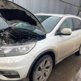 Замена аккумулятора на Honda CR-V IV 2012 - 2015 2.0 (150 л.с.) Замена аккумулятора на Honda CR-V IV 2012 - 2015 2.0 (150 л.с.)